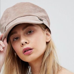 Tan suede paperboy/baker boy hat NWT